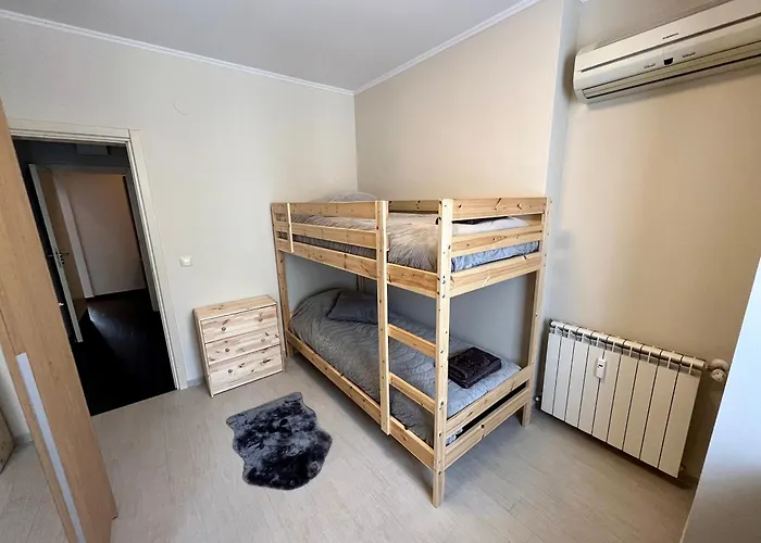 Excellent Location ! General Gurko Apartment
